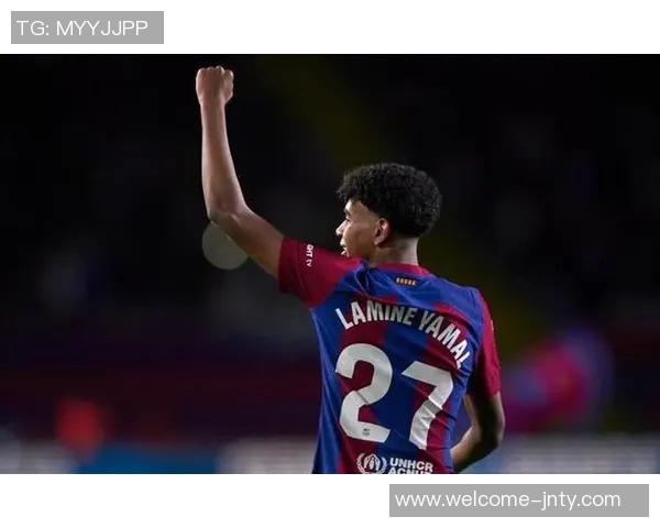 哈维盛赞亚马尔未来有望夺金球奖布斯克茨始终保持顶级表现